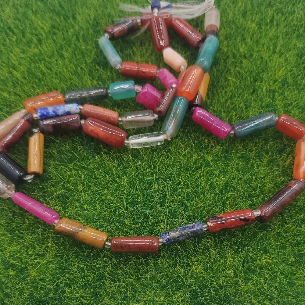 Precious Stone Stunning 1970s Handmade Multicolor Beaded Necklace 24 Inch N3609